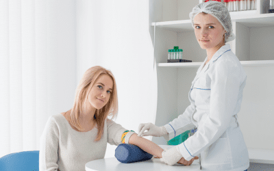 7 conseils pour se faire prélever du sang lors d’une analyse de laboratoire